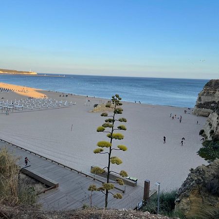 No More Snow, 300 M From The Beach, King Size Bed, Fast Wi-Fi Portimão Εξωτερικό φωτογραφία